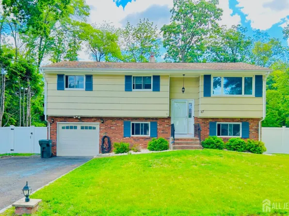 47 Michael St, Piscataway, NJ 08854