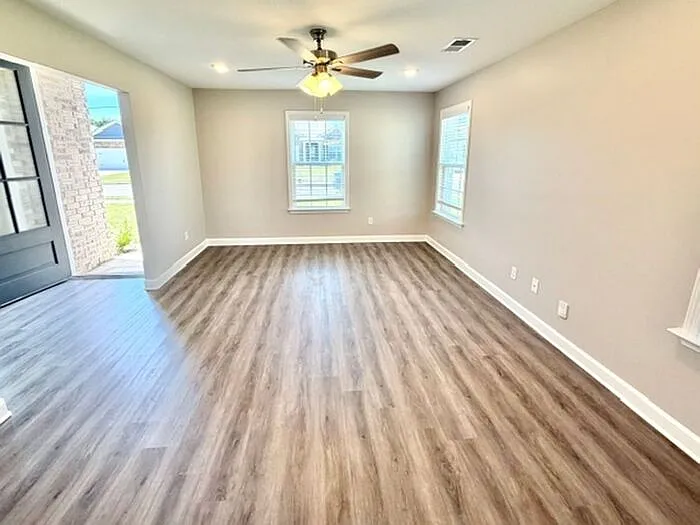 8868 Kimberly Dawn Dr — Photo 3
