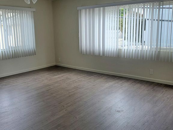3rd image of 11258 Nebraska Ave APT 4