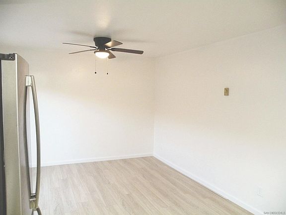 2nd image of 550 Park Way Unit 4
