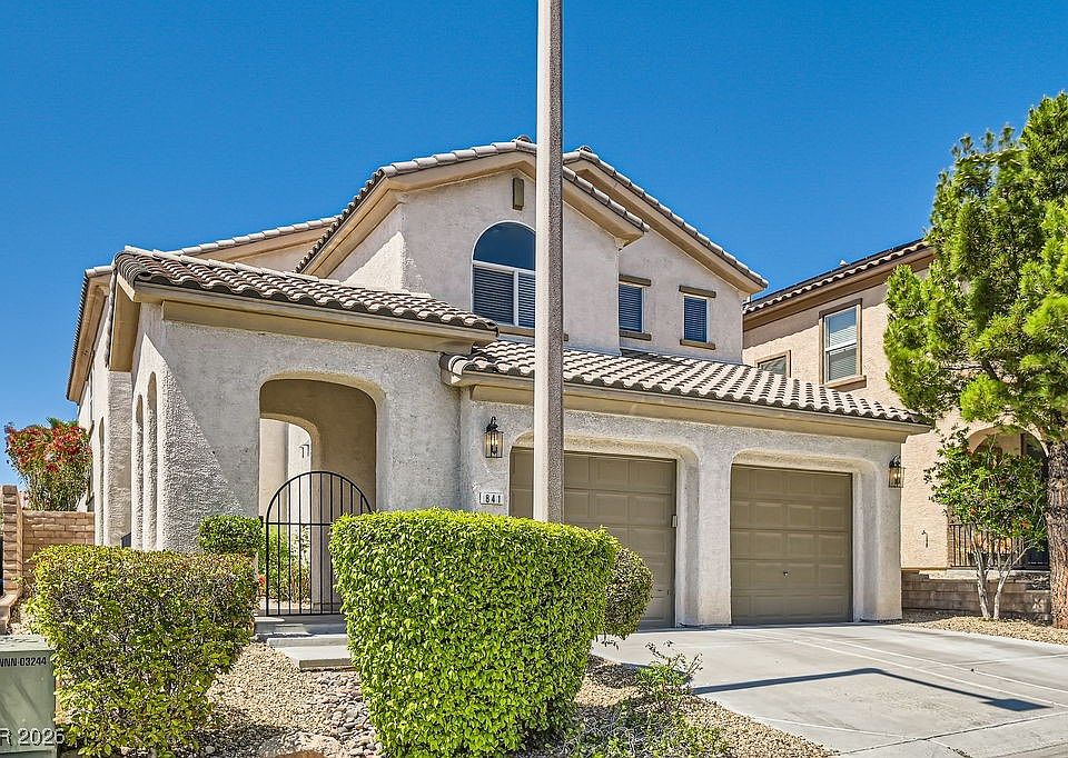 1st image of 841 Colina Alta Pl