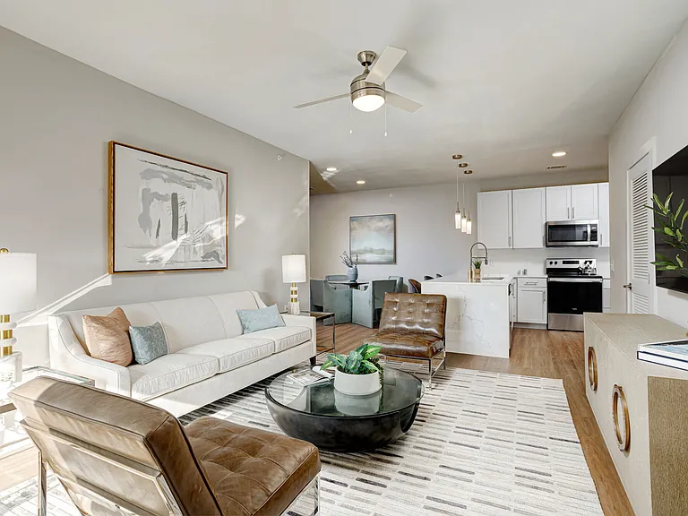 Clear Creek Springdale Apartments — Photo 10