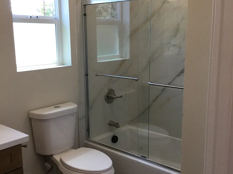 4572 Sargent Ave — Photo 7