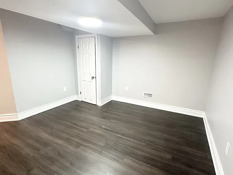 6962 14th Ave #BASEMENT — Photo 6