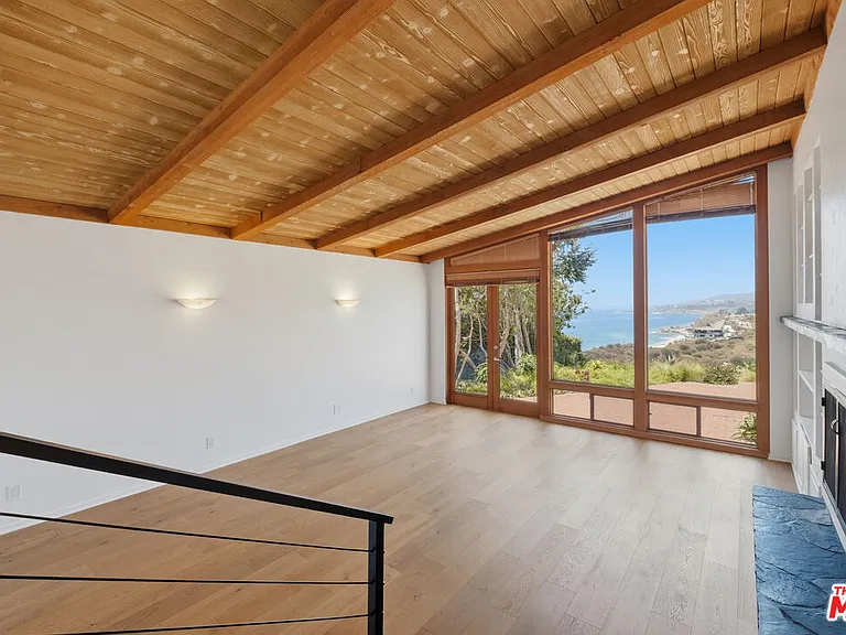 3909 Sierks Way — Photo 16