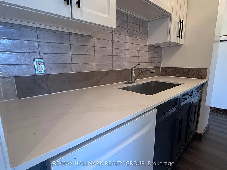 2400 Virginia Dr #510 — Photo 10