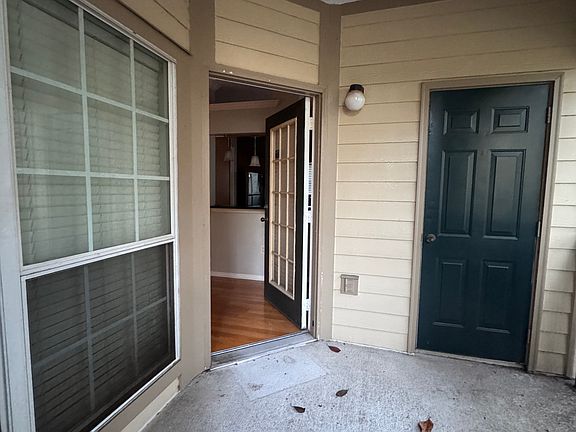 4th image of 7800 Point Meadows Dr APT 1012