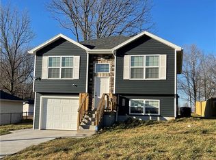 105 Westhaven St, El Dorado Springs, MO 64744