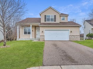 6676 Ashton Cir, Shakopee, MN 55379