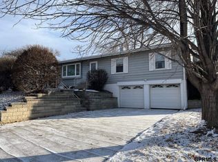 2509 S 84th St, Omaha, NE 68124