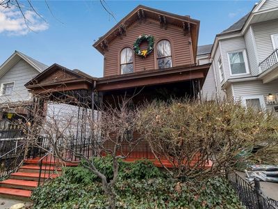 354 Prospect Ave, Buffalo, NY, 14201