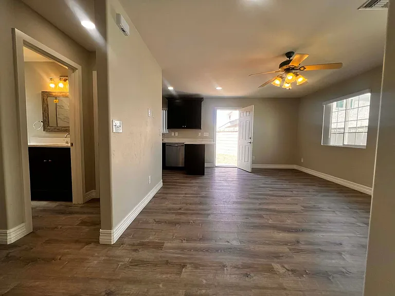 396 Riverfront Dr — Photo 84