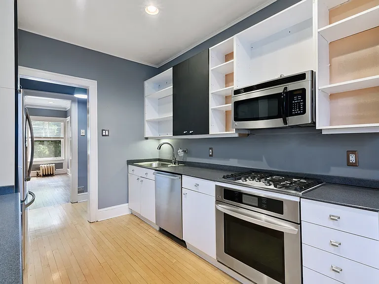 804 Forest Ave #2 — Photo 7