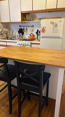 Rented by Compass | media 18