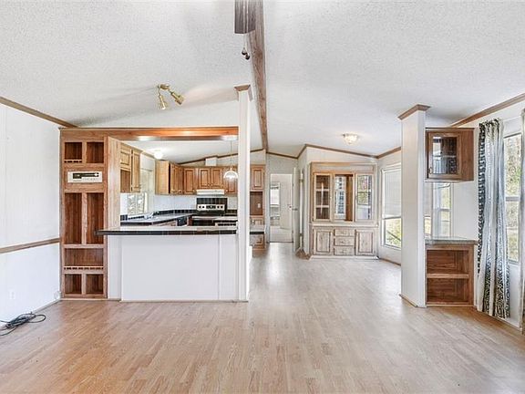 3rd image of 8113 Village Fair St