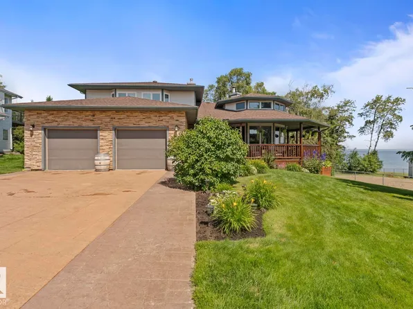 2700 Beach Ave, Cold Lake, AB T9M 1K8