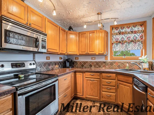 6190 W Goodemoot Rd, Clarksville, MI 48815