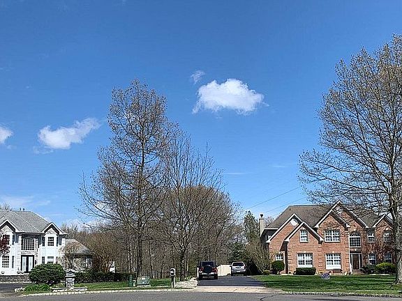 3rd image of 1353 Millennium Ct