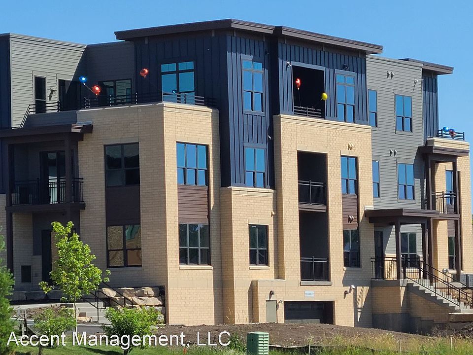 1st image of 124 Rosewood Ave #315