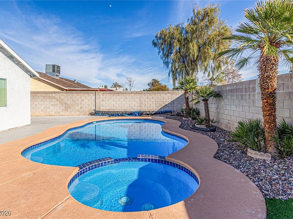 1st image of 6013 Santa Catalina Ave