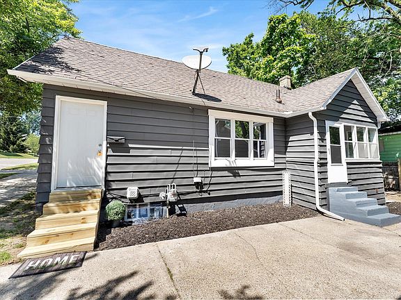 2nd image of 1254 Garfield Ave NW