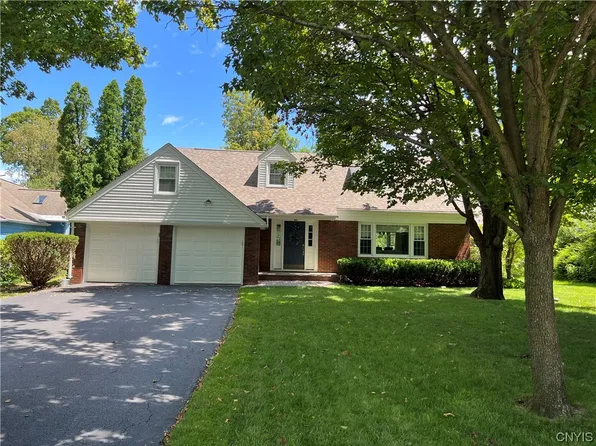 303 Mott Rd, Fayetteville, NY 13066