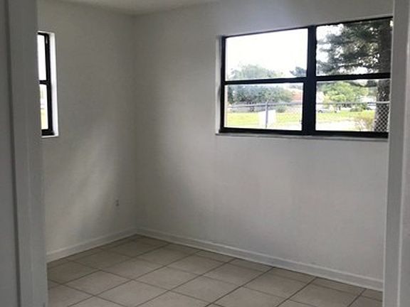 5th image of 1610 N 25th St Suite 8