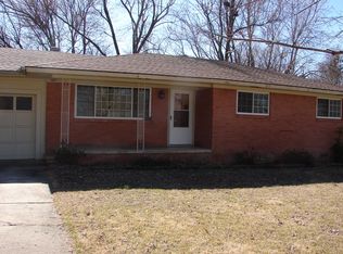 2233 W Ora Dr, Fayetteville, AR 72701
