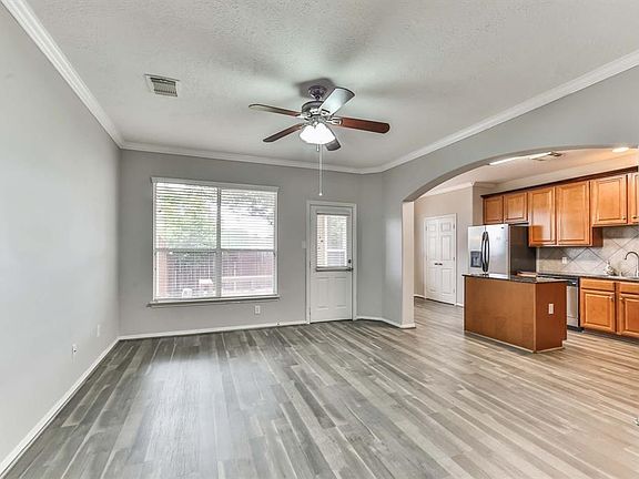 3rd image of 21030 Sun Creek Dr