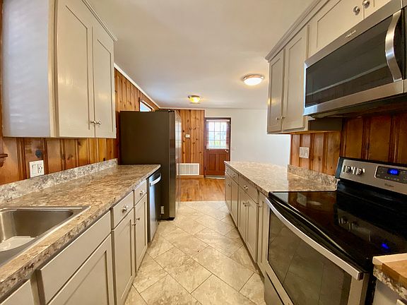 3rd image of 99 McClure Dr