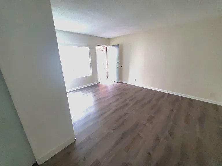 4344 Ohio St #4 — Photo 6