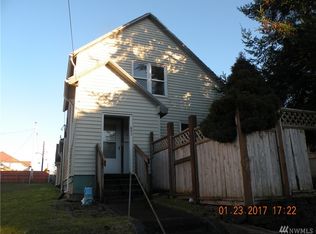 431 11th St, Raymond, WA 98577
