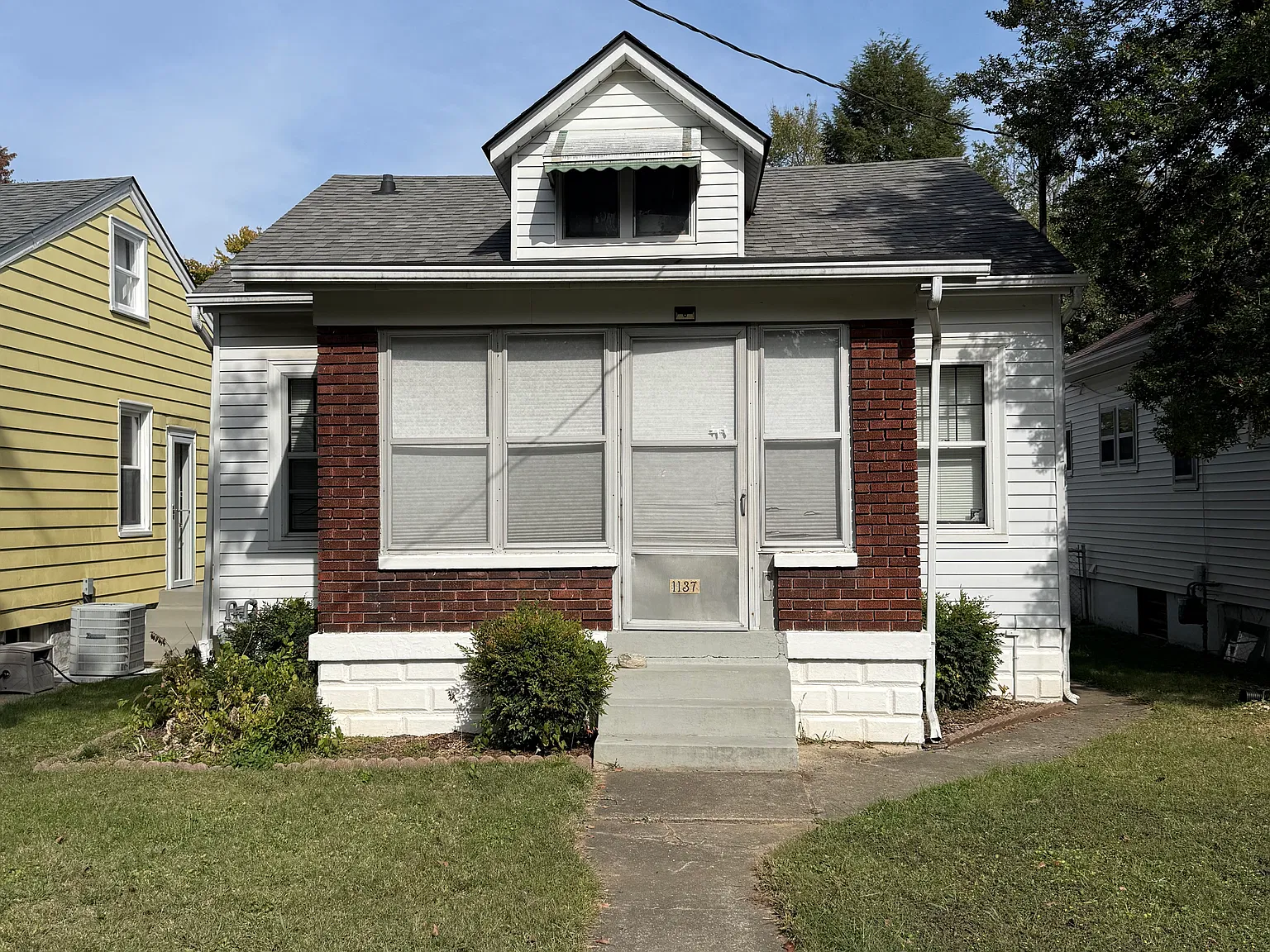 2 bed, 990 sqft, $1,400 — Photo 1