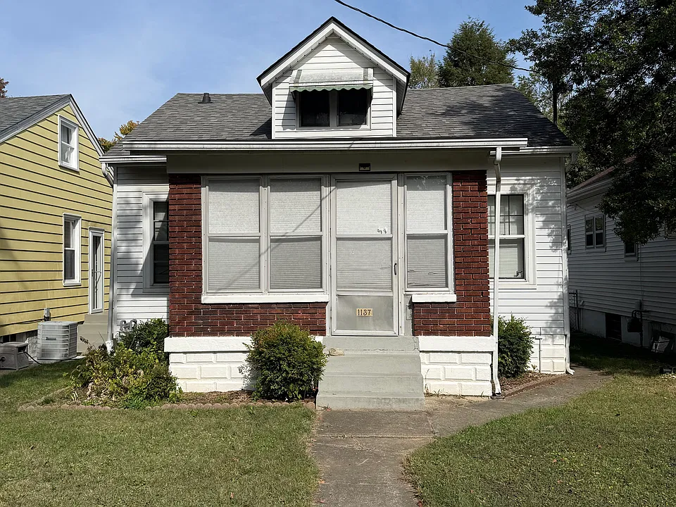 1137 Saint Michael Pl