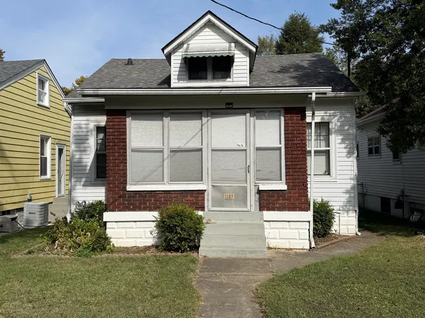 1137 Saint Michael Pl, Louisville, KY 40204