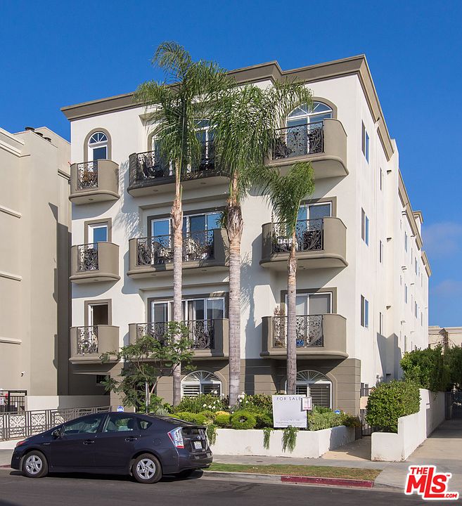 1st image of 11840 Dorothy St APT 101