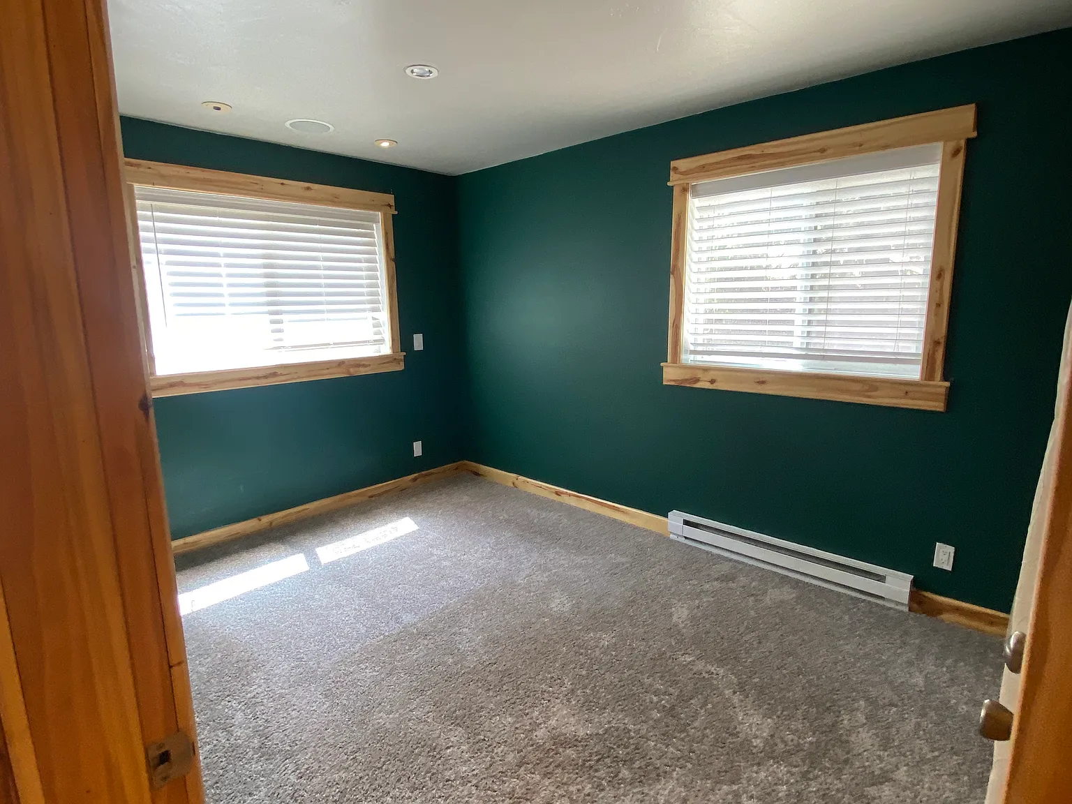 1061 W Beaver Creek Blvd — Photo 3