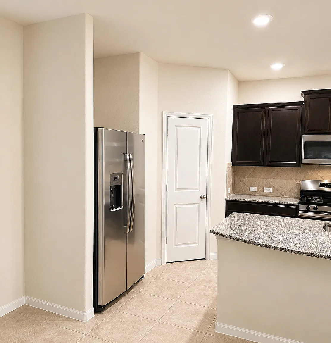 3 bed, 1544 sqft, $2,000 — Photo 2