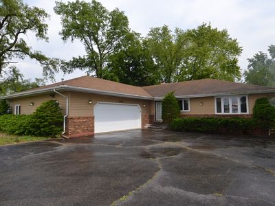 4323 State Route 176 Ave, Crystal Lake, IL, 60014