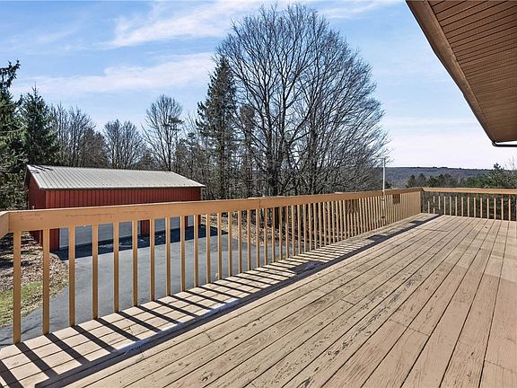 5th image of 6563 Gulick Rd S