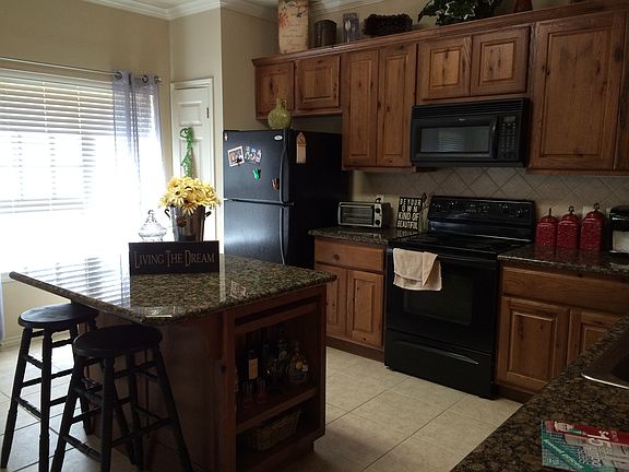 5th image of 335 Forest Dr #335