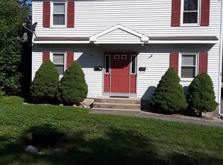 138-140 Roy St, Springfield, MA 01104