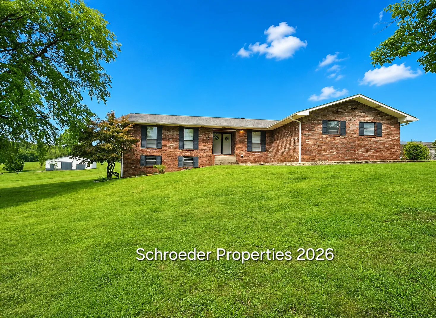 3 bed, 1587 sqft, $2,400 — Photo 1