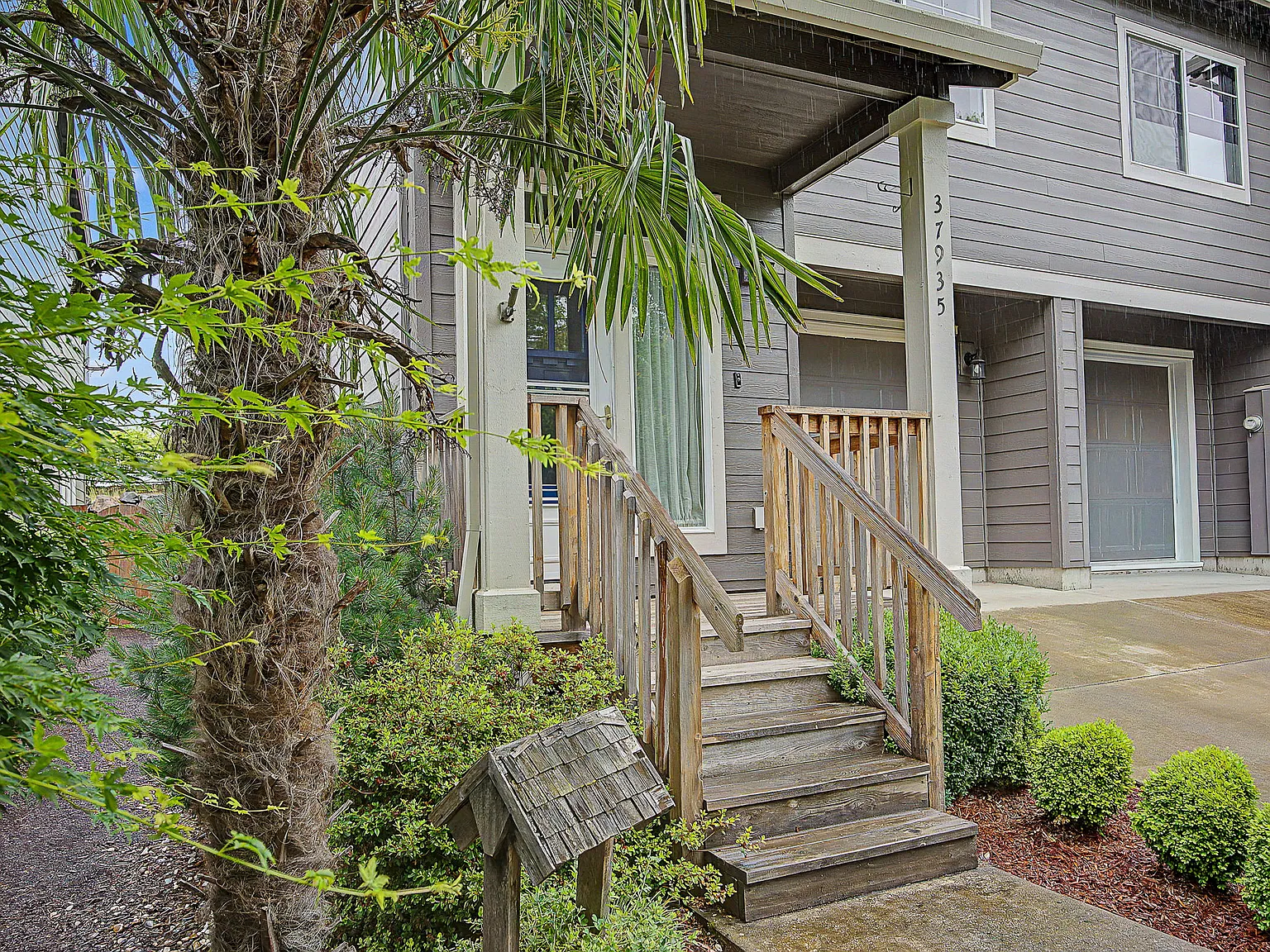 3 bed, 2.5 bath, 1516 sqft, $2,950 — Photo 3