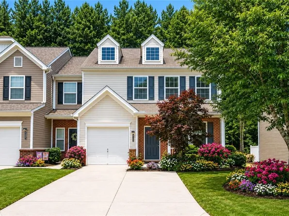 559 Windstone Trl, Alpharetta, GA 30004