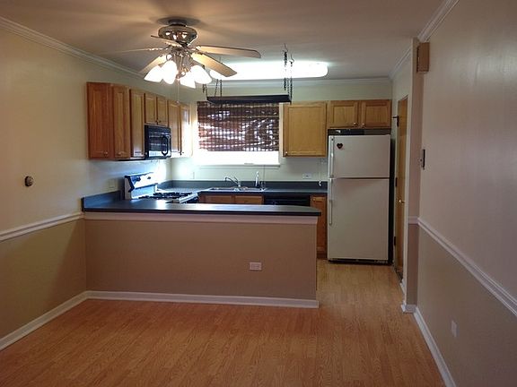 2nd image of 1020 W Washington Blvd #2B
