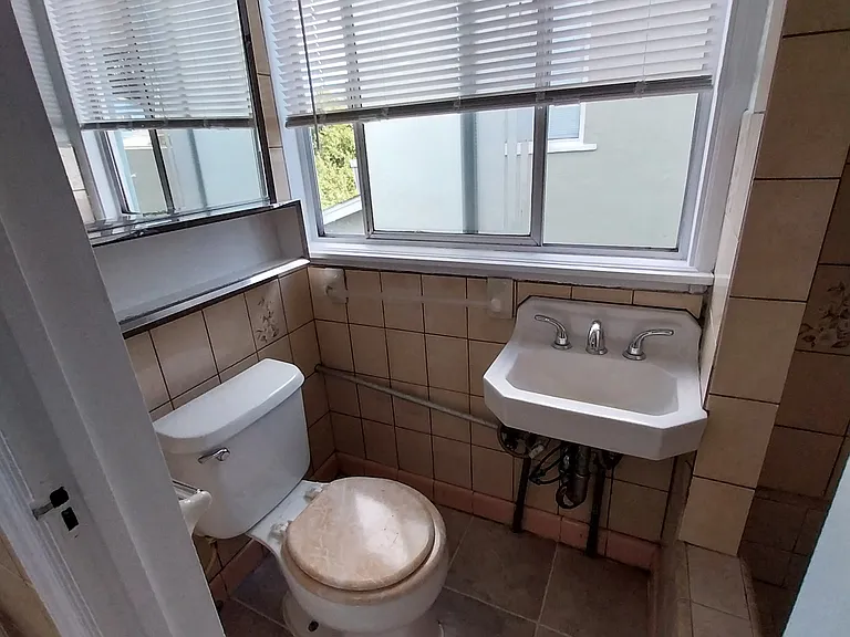 902 3rd St #23 — Photo 7