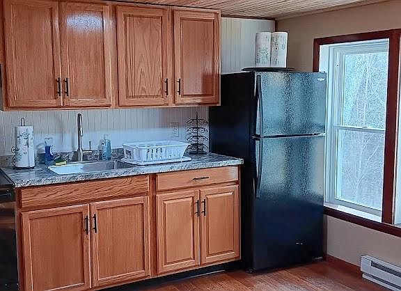 Eat in kitchen area.