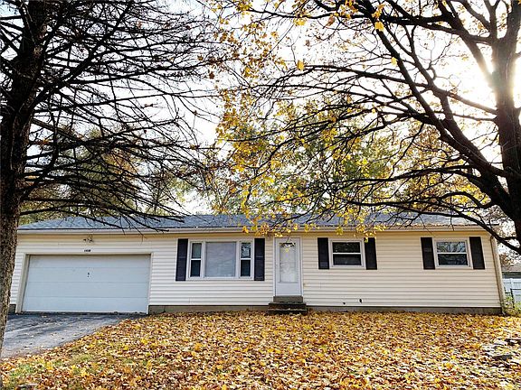 2nd image of 1430 Broadlawns Ln