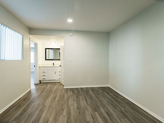 2nd image of 18404 Vincennes St APT 11
